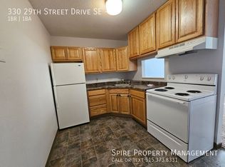 330 29th Street Dr SE APT 7, Cedar Rapids, IA 52403