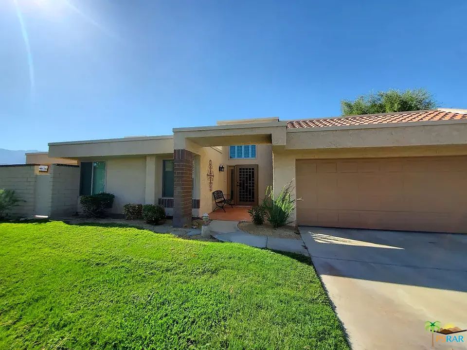 2nd image of 68657 Calle Mancha