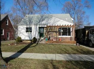 13640 Lincoln St, Oak Park, MI 48237