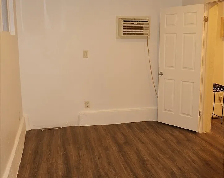 10799 Sherman Grove Ave — Photo 5