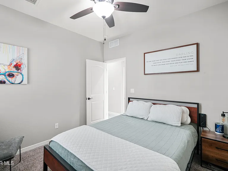 825 Acton St — Photo 23