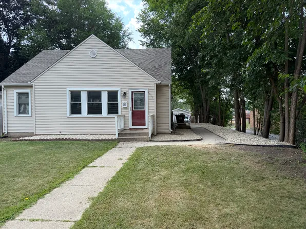 1511 23rd St, Rockford, IL 61108