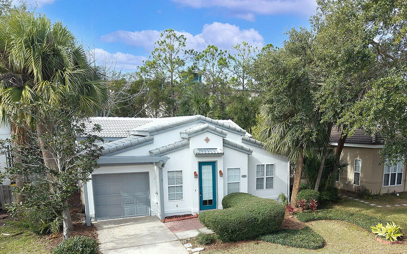 108 Mantero Way — Photo 1