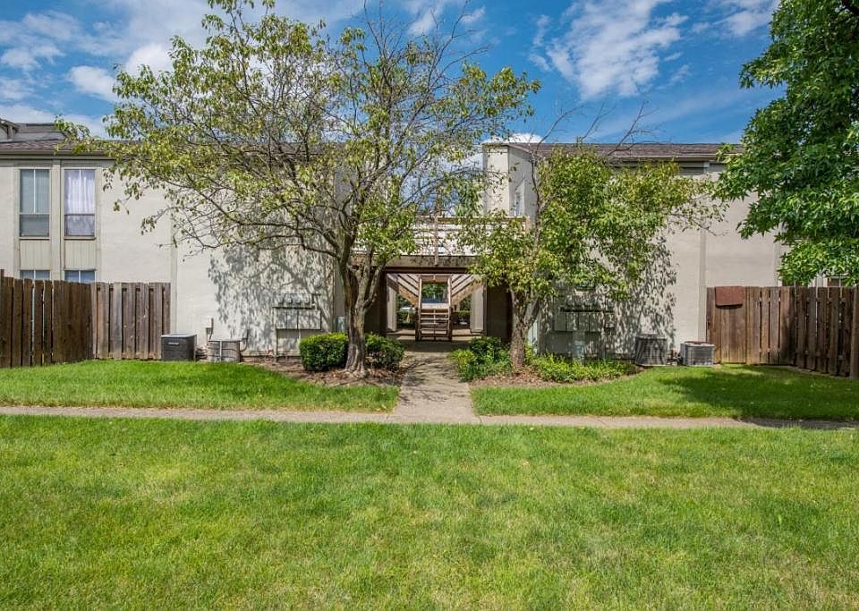 1st image of 1055 Merrimar Cir N #1055