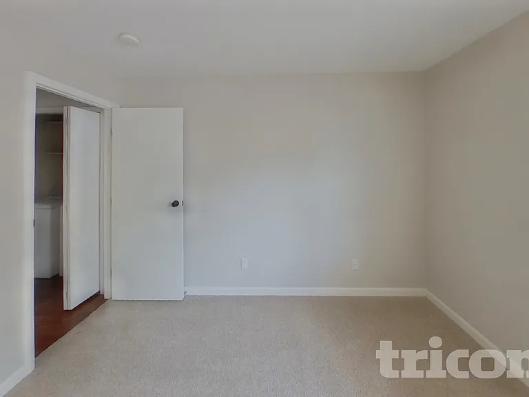 5696 Preminger Dr — Photo 10
