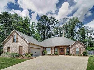 802 Glendale Ct, Brandon, MS 39047