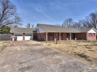 6055 E 57th Pl, Tulsa, OK 74135