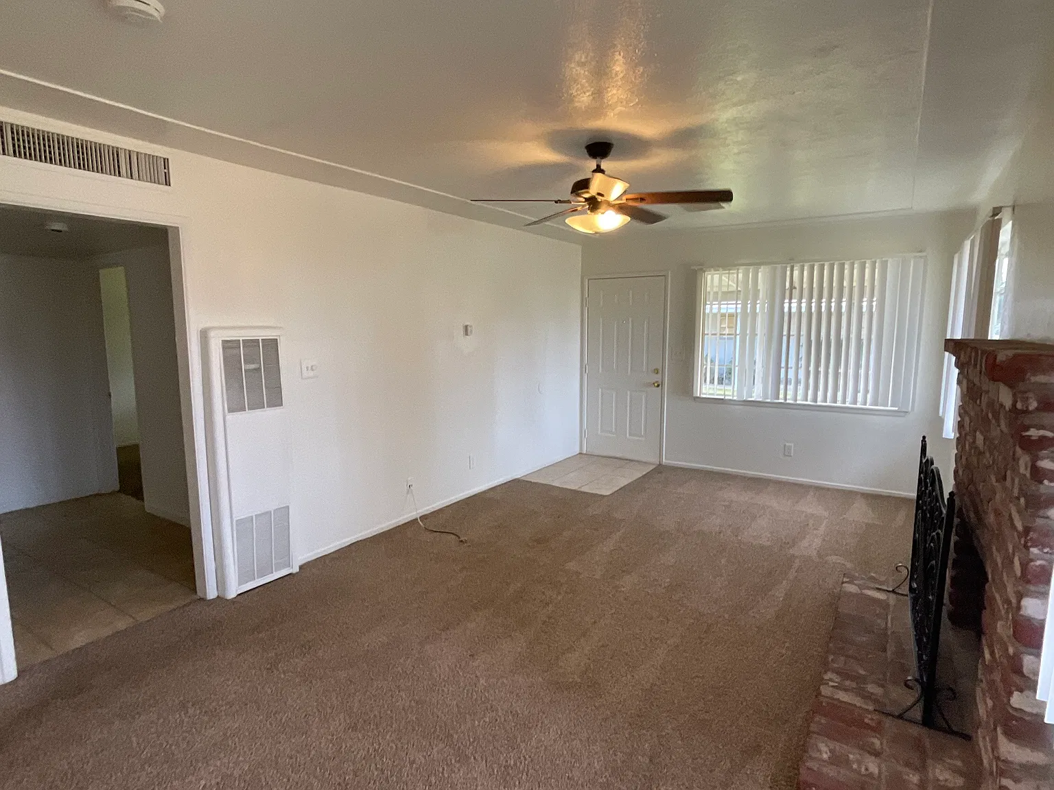 2 bed, 1.0 bath, 800 sqft, $1,450 — Photo 2