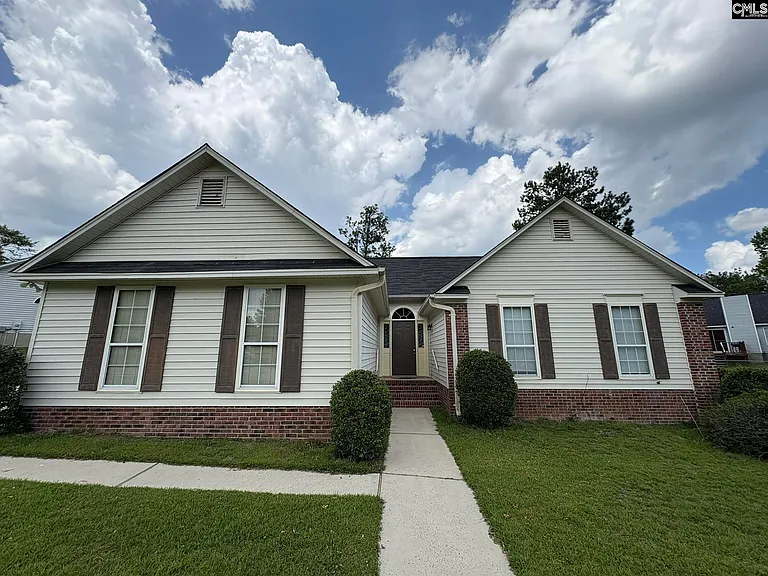 112 Green Rose Rd — Photo 3