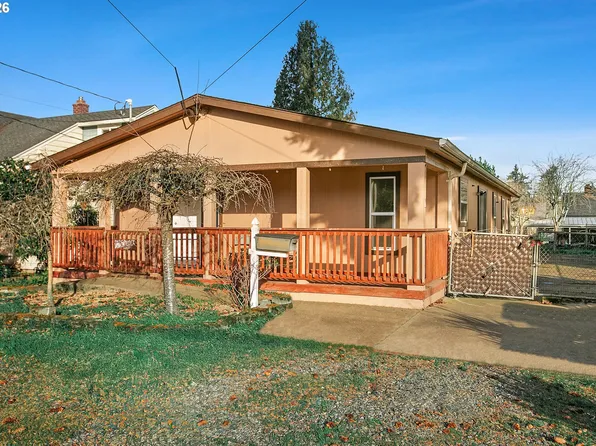 5517 SE Lexington St, Portland, OR 97206