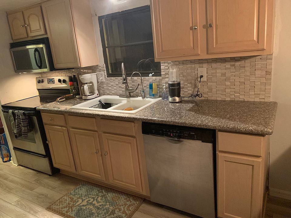 1st image of 10502 Bay Hills Cir