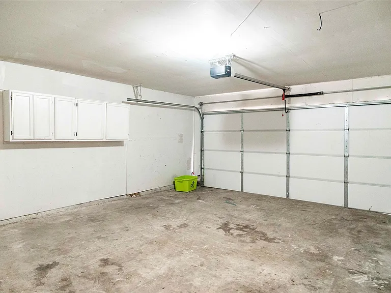 17003 Enchanted Cir W — Photo 20