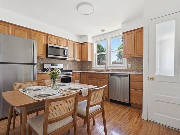 3rd image of 779 South Blvd #2