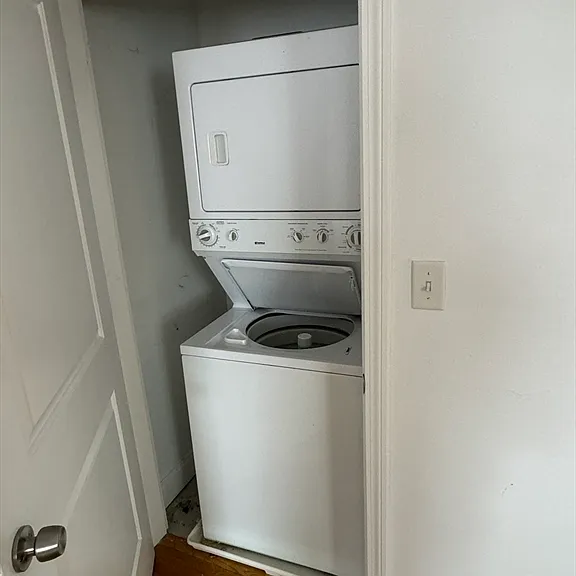 Beacon St — Photo 14