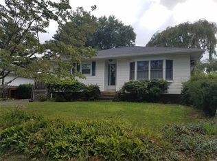 7 Corbin Ct, Huntington, NY 11743