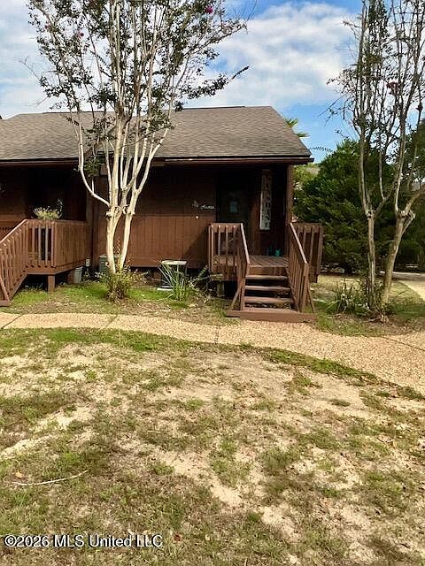 1st image of 109 Lakeside Villa