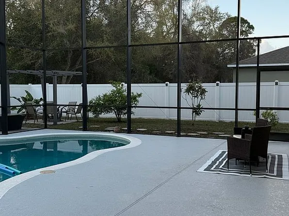 963 Springs Landing Dr, Deltona, FL 32725