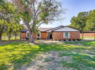 2816 Cross Timber Rd, Burleson, TX 76028