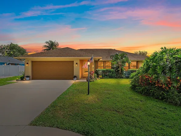 1927 NE San Carlos Calle, Jensen Beach, FL 34957