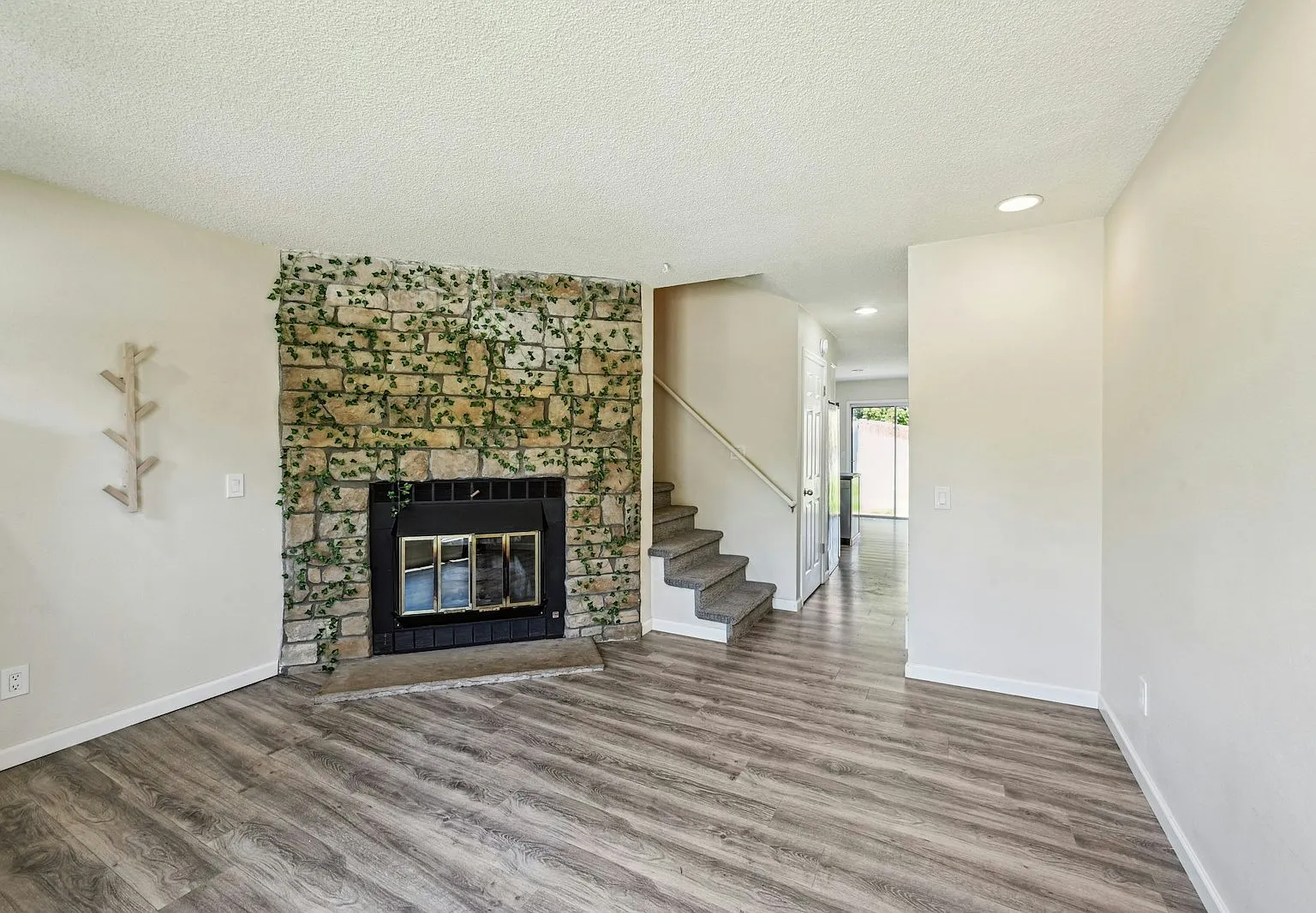 1732 South Blackhawk Way, Unit C — Photo 1