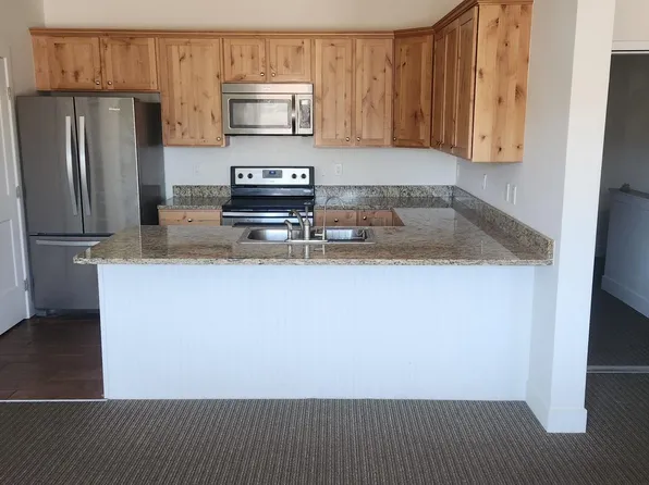 702 Chambers Ave #4B, Eagle, CO 81631