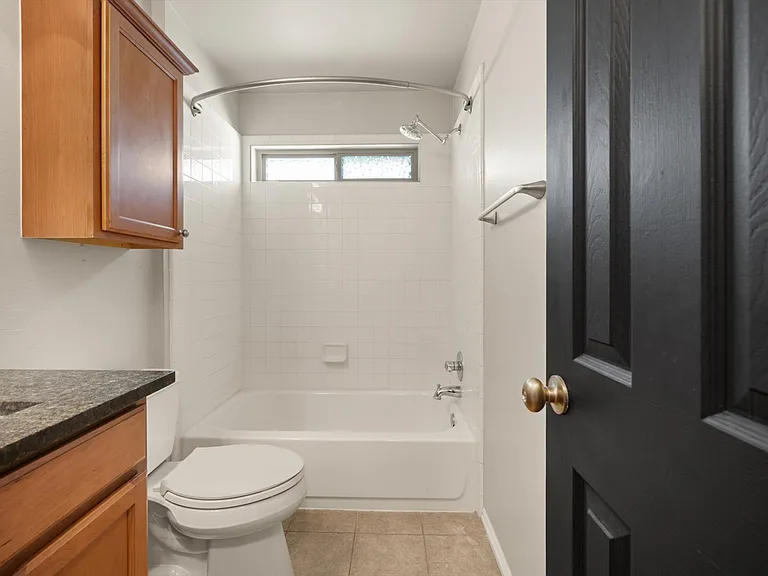 1808 Ada Sage Ln — Photo 24