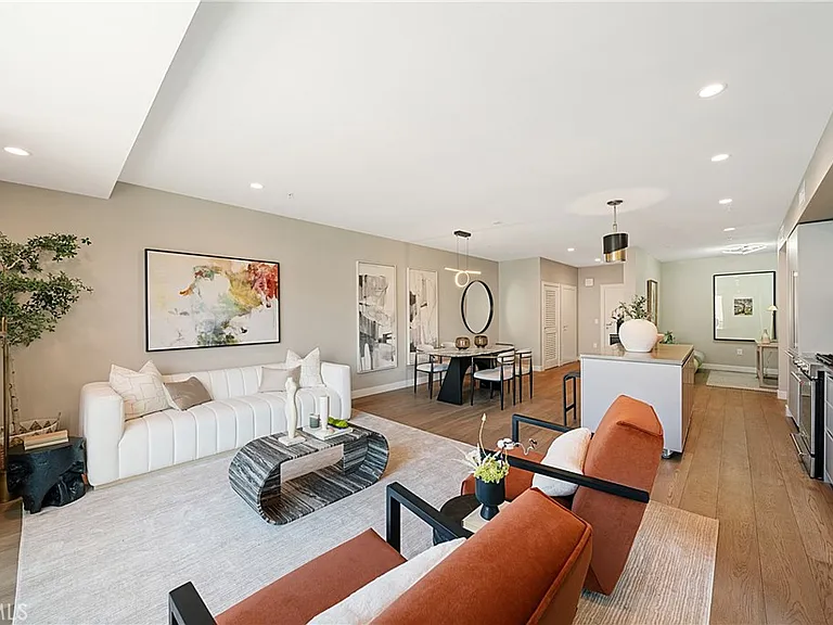 39 S Los Robles Ave #6010 — Photo 18