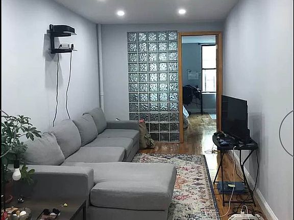 3rd image of 201 Avenue A APT 3