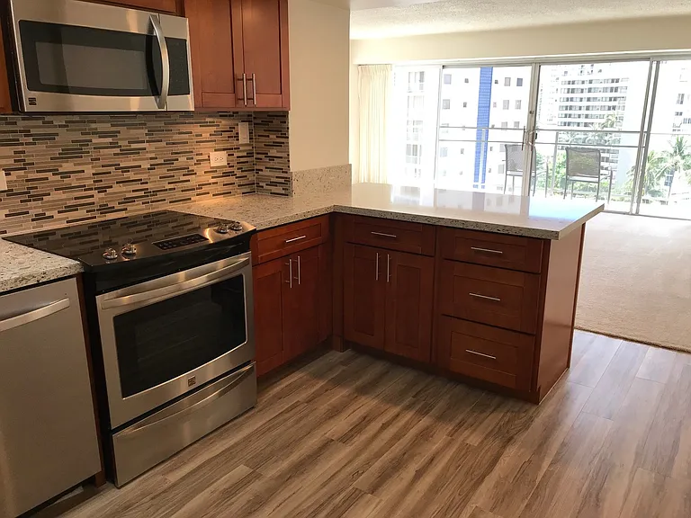 1645 Ala Wai Blvd #1002 — Photo 3