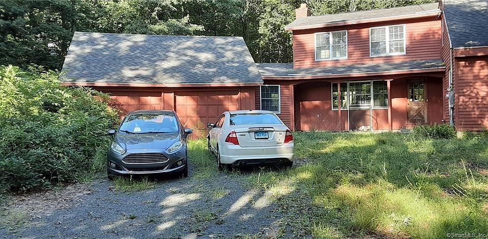 2nd image of 618 Williams Rd