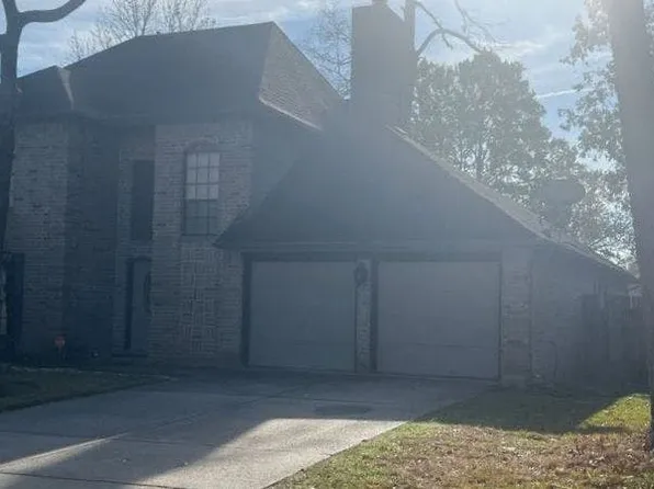 8622 Summit Pines Dr, Humble, TX 77346