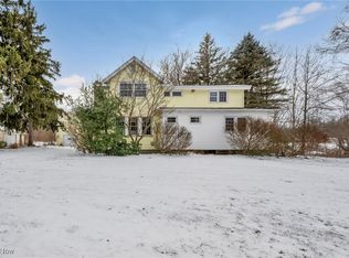 5948 S Ridge Rd W, Geneva, OH 44041