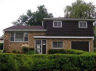 71 Morris Cir, Depew, NY 14043