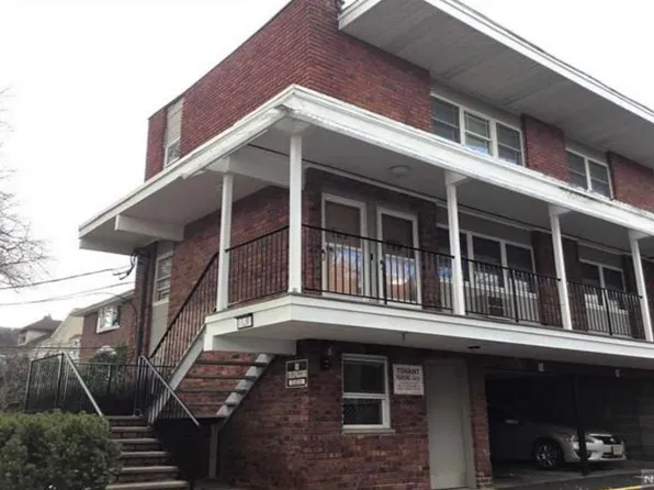 320 Elm Ave #C, Bogota, NJ 07603