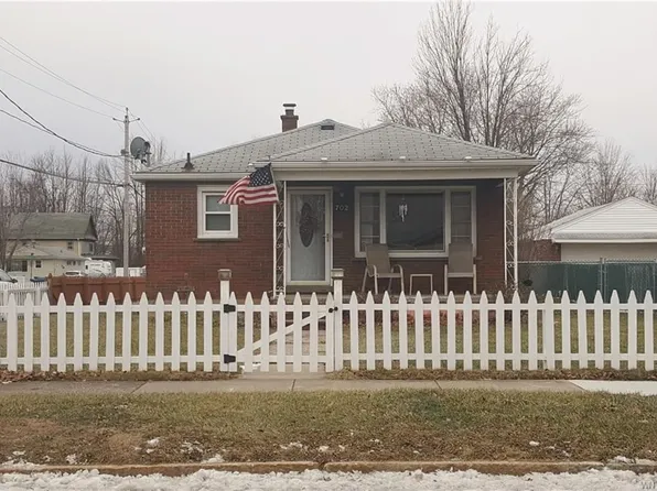 702 60th St, Niagara Falls, NY 14304