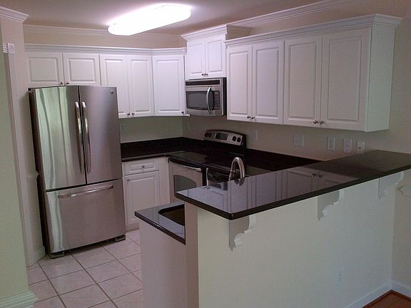 Updated kitchen, granit, stainless steel