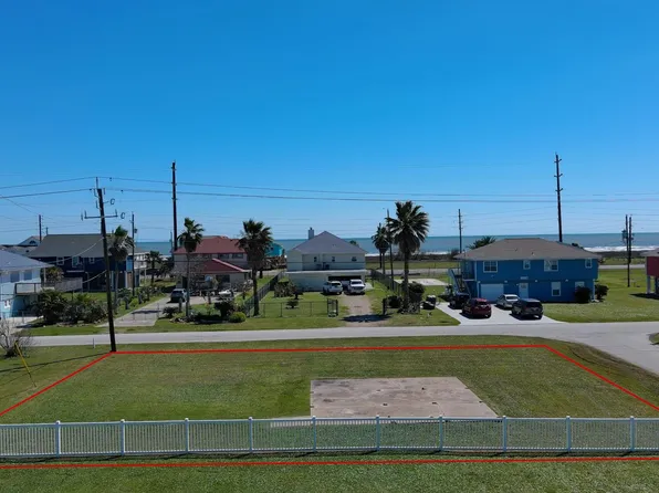 4227 Liberty Dr, Galveston, TX 77554