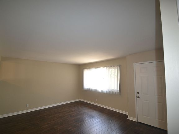 2nd image of 11025 Reichling Ln