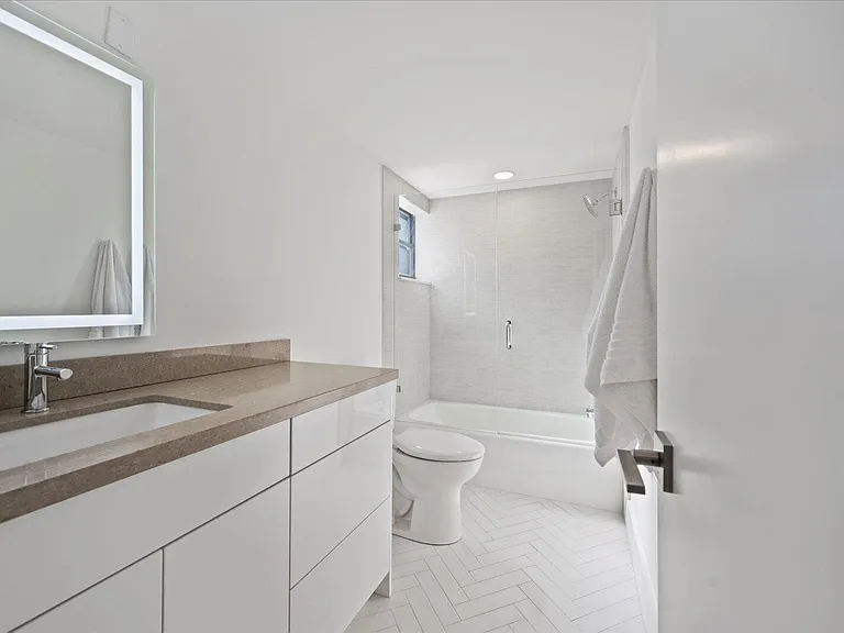 11311 Pond View Dr #C201 — Photo 19