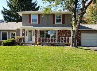 30 Denishire Dr, Rochester, NY 14624