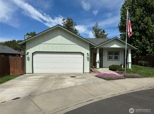 1115 SE Moorbrook Ct, College Place, WA