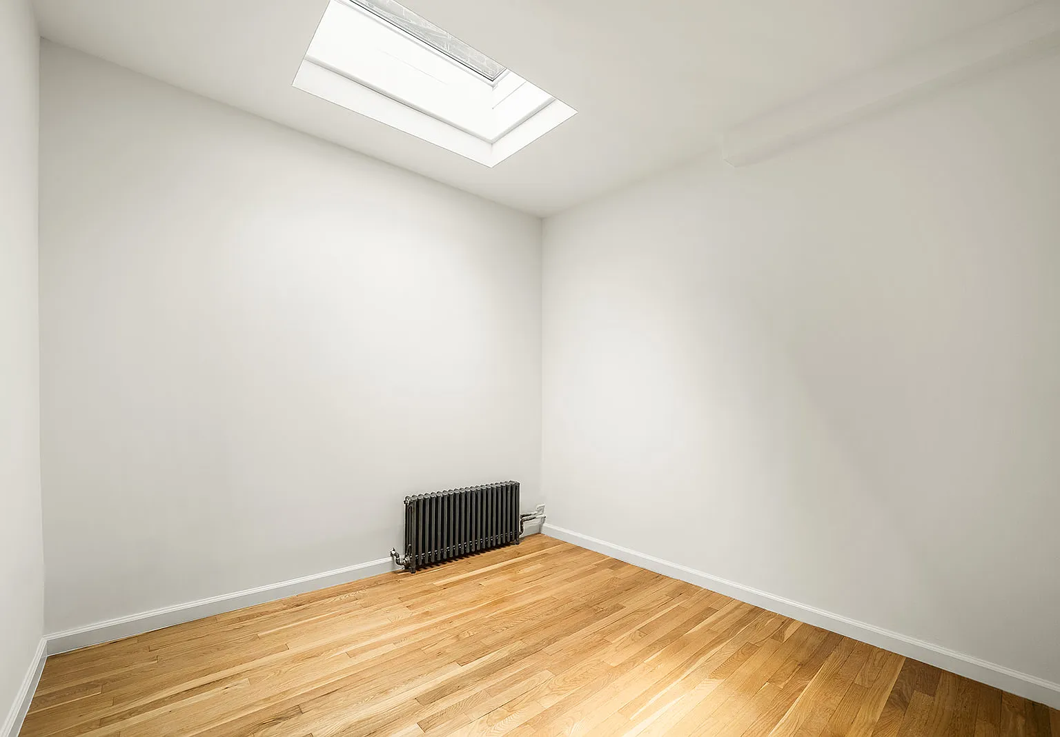656 Dean Street — Photo 4