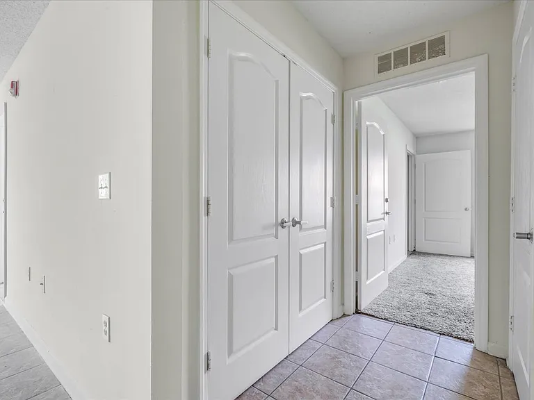 3000 S Adams St #113 — Photo 8