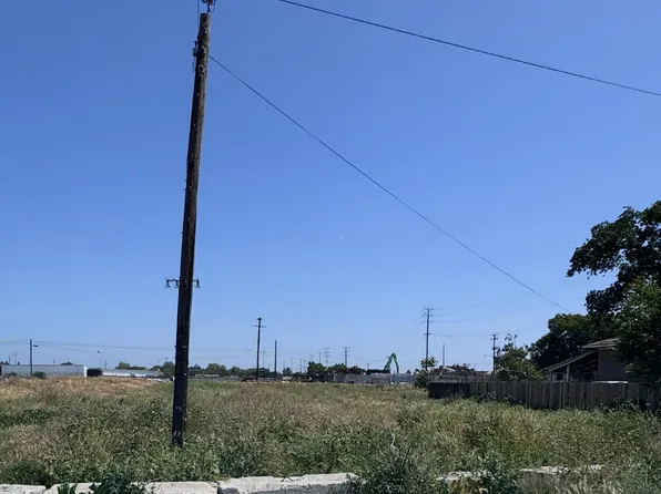 904 S Grant St, Stockton, CA 95206