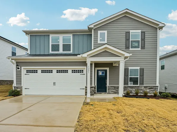 1221 Whitespire Way, Zebulon, NC 27597