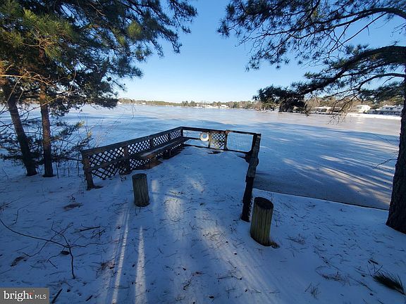 2nd image of 6 Spring Ter