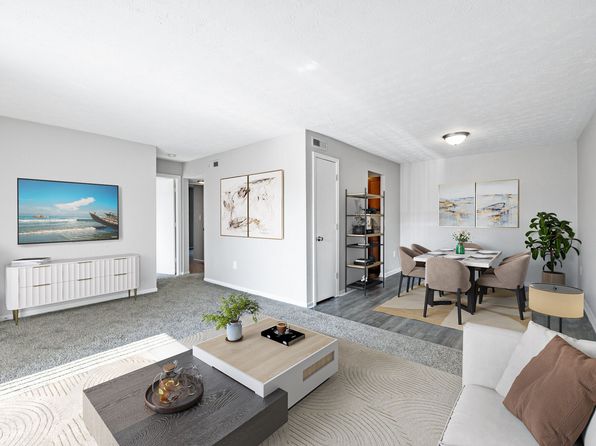 535 Greenfield Ln #530-03