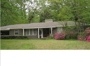 948 Belle Air Cir, Yazoo City, MS 39194