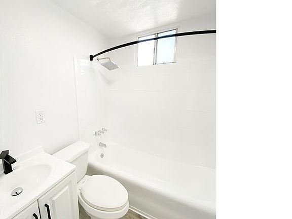 4th image of 3339 Folsom St #334125