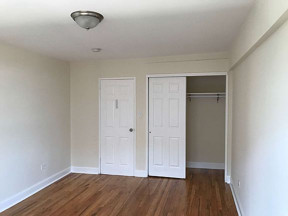 3rd image of 410 E 25th St APT 4D